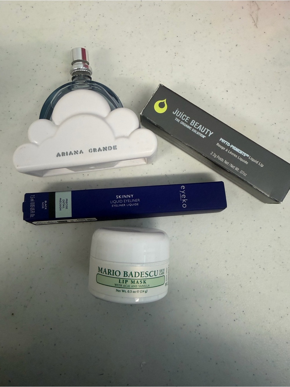 ARIANA GRANDE, MARIO BADESCU LIPBALM, EYEKO LIQUID EYELINER &JUICE BEAUTY LIP #3